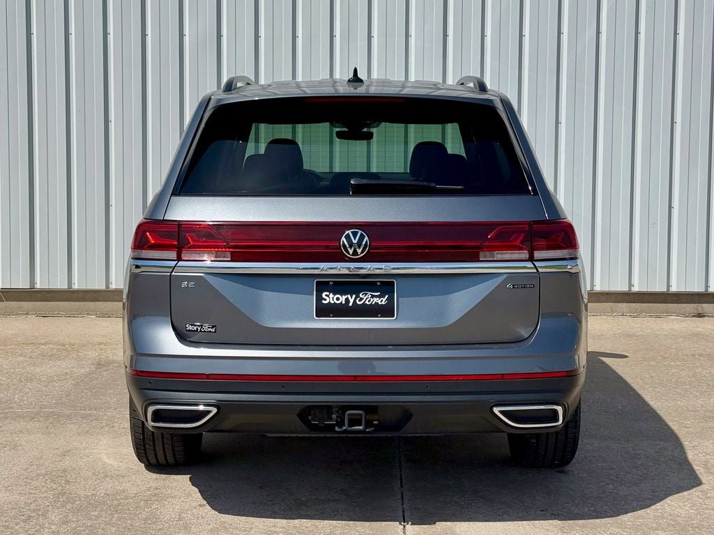 Used 2025 Volkswagen Atlas SE AWD/4WD image 5