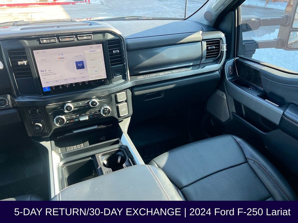 Certified 2024 Ford F250 Lariat image 29