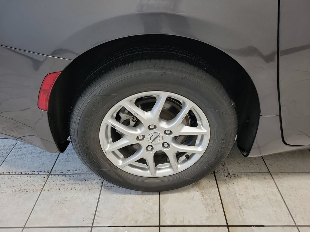 Used 2023 Chrysler Voyager LX FWD image 53
