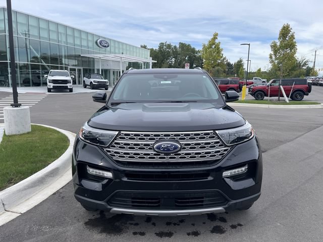 Certified 2023 Ford Explorer Limited w/ Equipment Group 301A AWD/4WD image 8