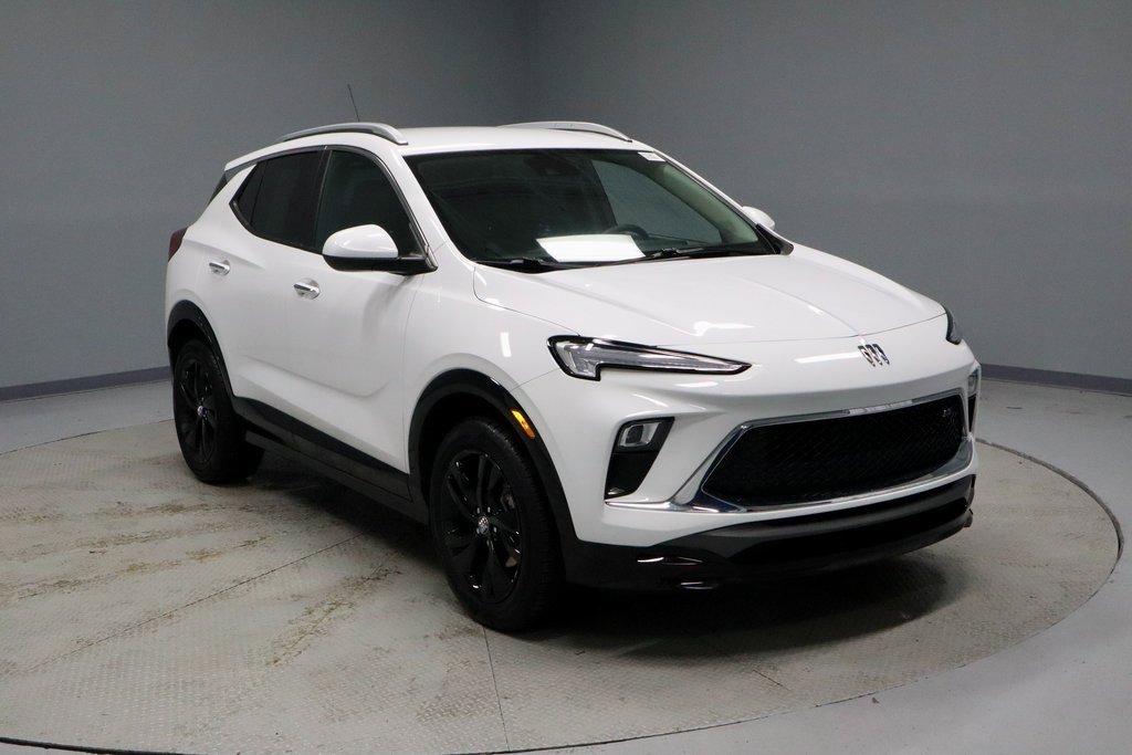 Used 2024 Buick Encore GX Sport Touring w/ Comfort Package image 1