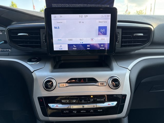 Certified 2022 Ford Explorer XLT w/ Class IV Trailer Tow Package AWD/4WD image 26