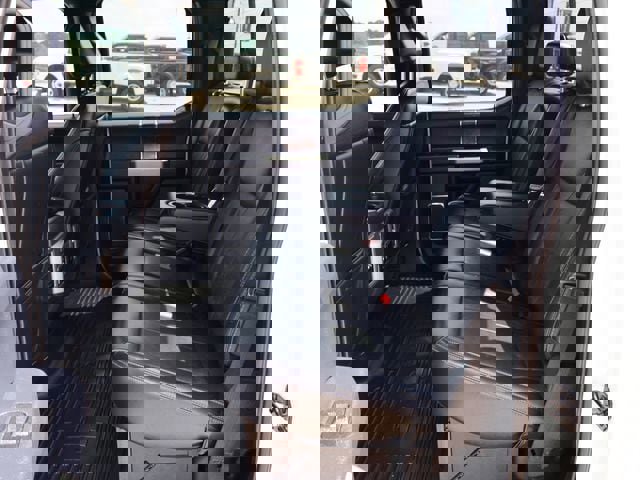 Certified 2022 Ford F350 Lariat w/ Lariat Ultimate Package AWD/4WD image 10