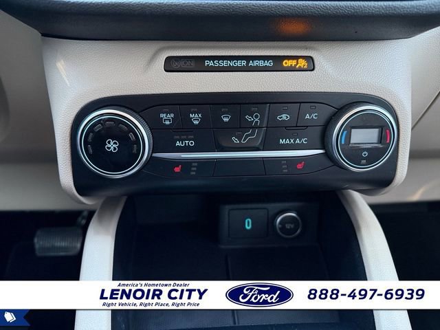 Certified 2020 Ford Escape SE image 26