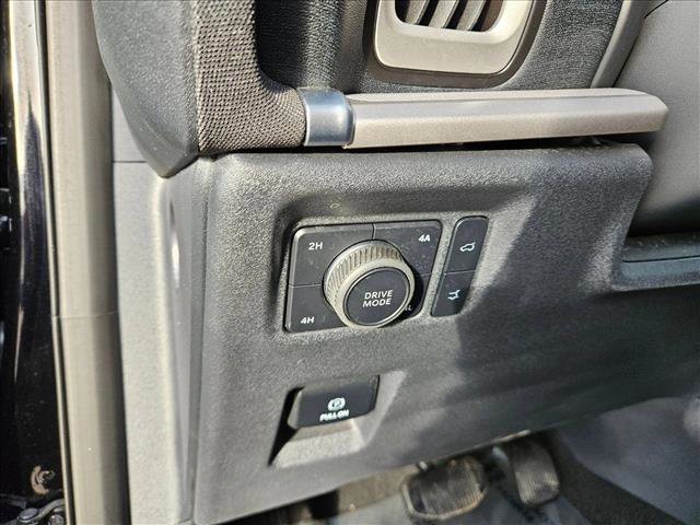 Certified 2025 Ford Expedition Active image 10