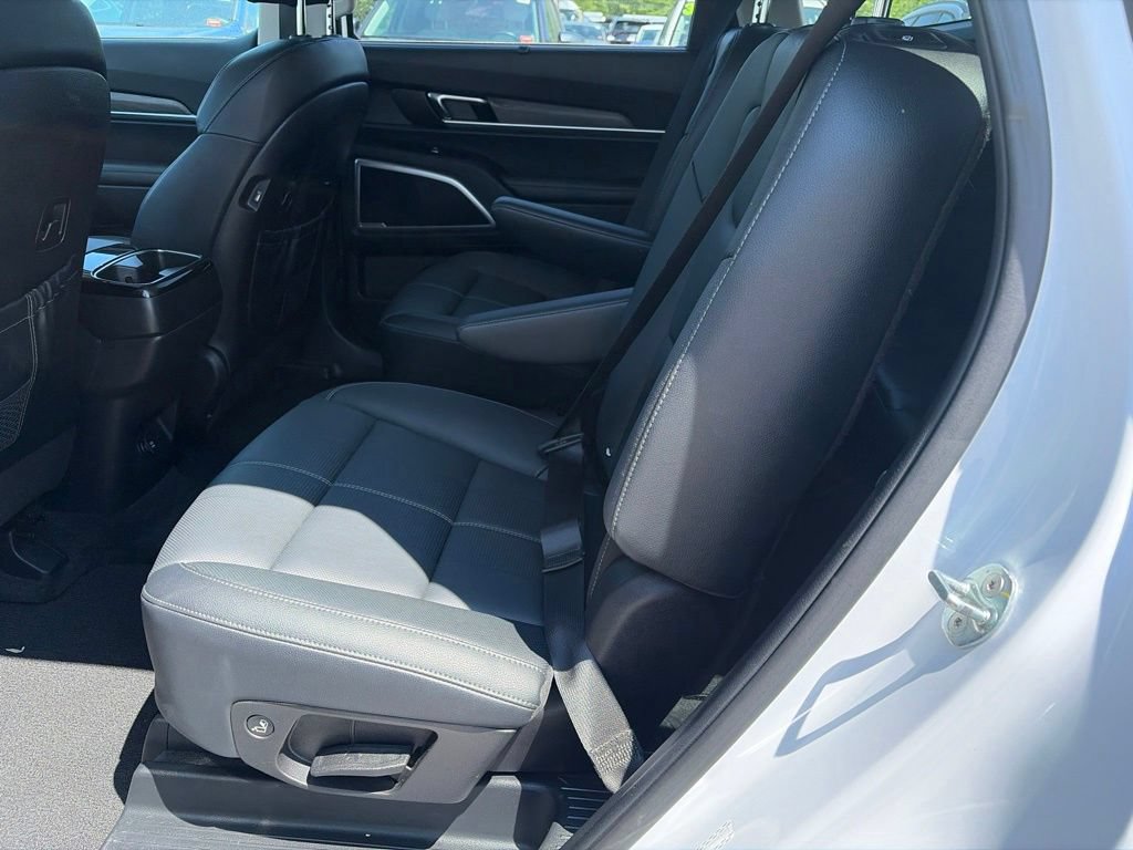 Used 2022 Kia Telluride EX w/ EX Premium Package AWD/4WD image 10