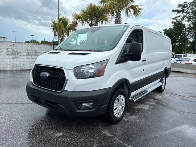 Certified 2025 Ford Transit 250 Low Roof w/ Exterior Upgrade Package RWD image 7