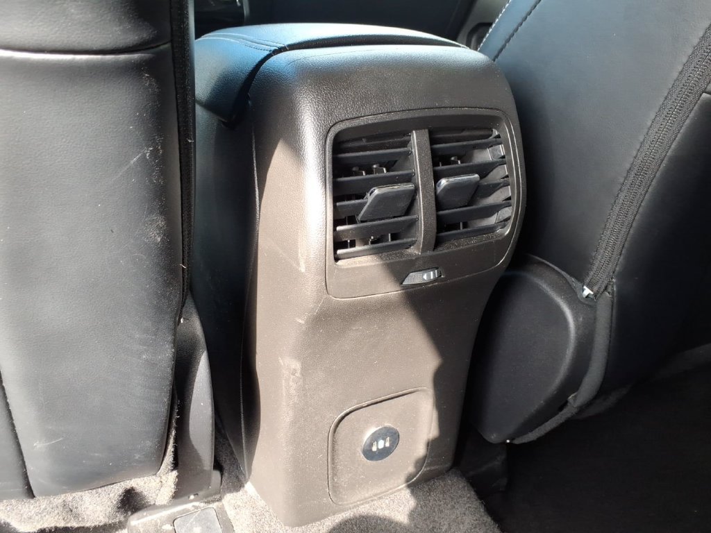 Certified 2025 Ford Escape Platinum AWD/4WD image 13