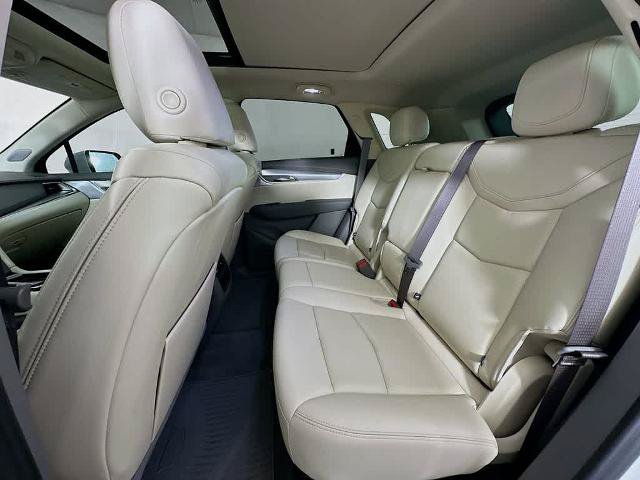 Used 2022 Cadillac XT5 Premium Luxury AWD/4WD image 14