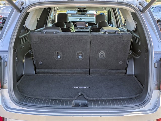 Used 2022 Hyundai Palisade Limited w/ Winter Package image 13