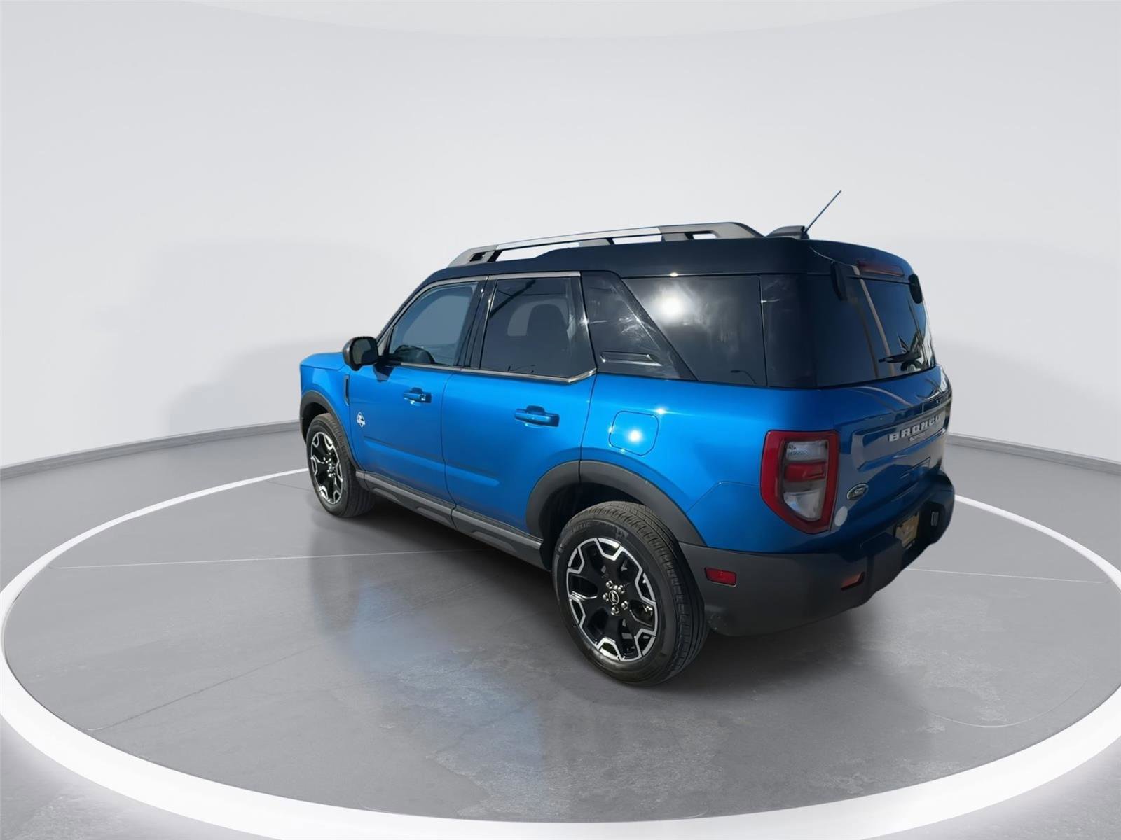 Certified 2025 Ford Bronco Sport Outer Banks w/ Outer Banks Tech Package+ image 6