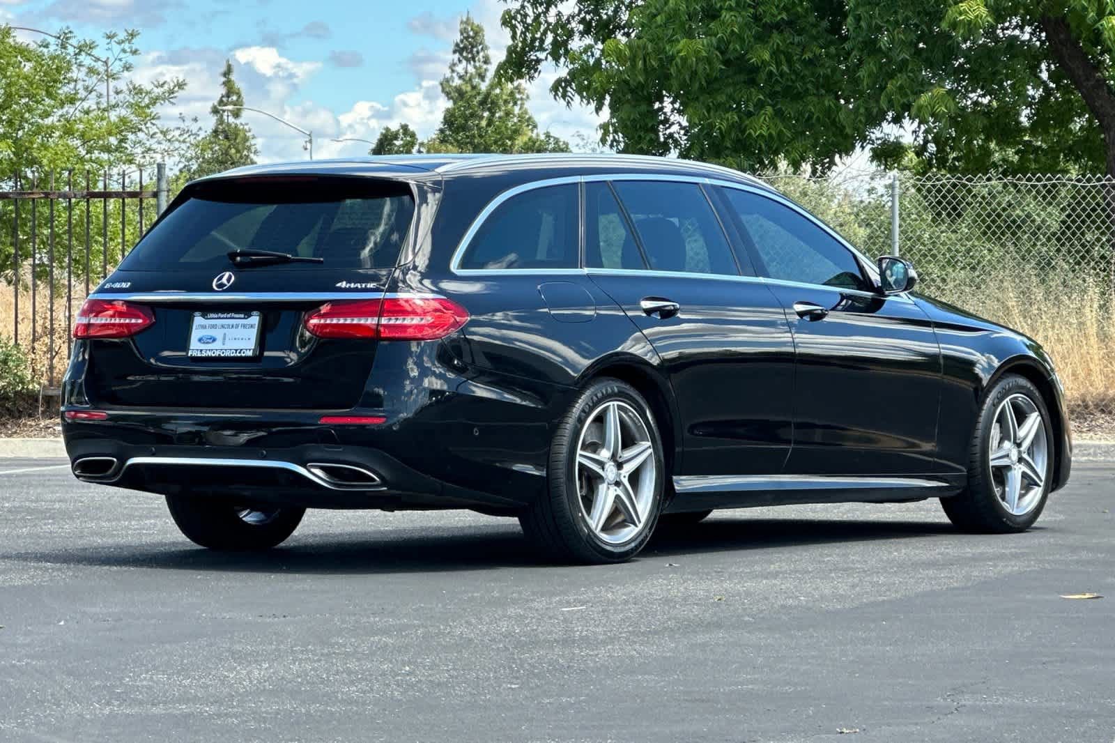 Used 2017 Mercedes-Benz E 400 4MATIC Wagon image 5