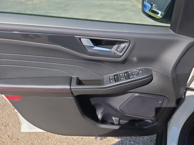 Certified 2024 Ford Escape ST-Line w/ Tech Pack #1 FWD image 11