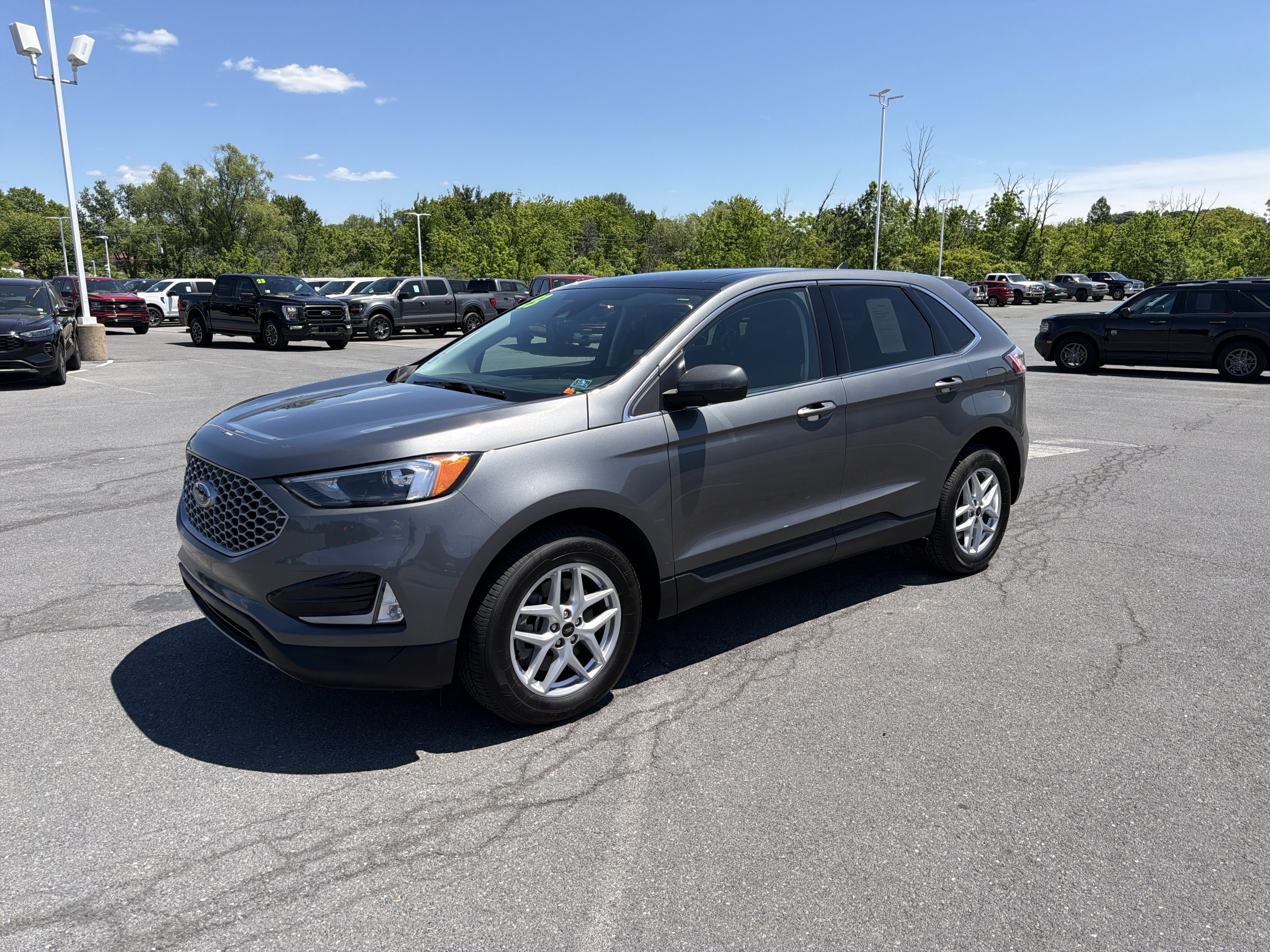 Certified 2023 Ford Edge SEL w/ Convenience Package AWD/4WD image 8