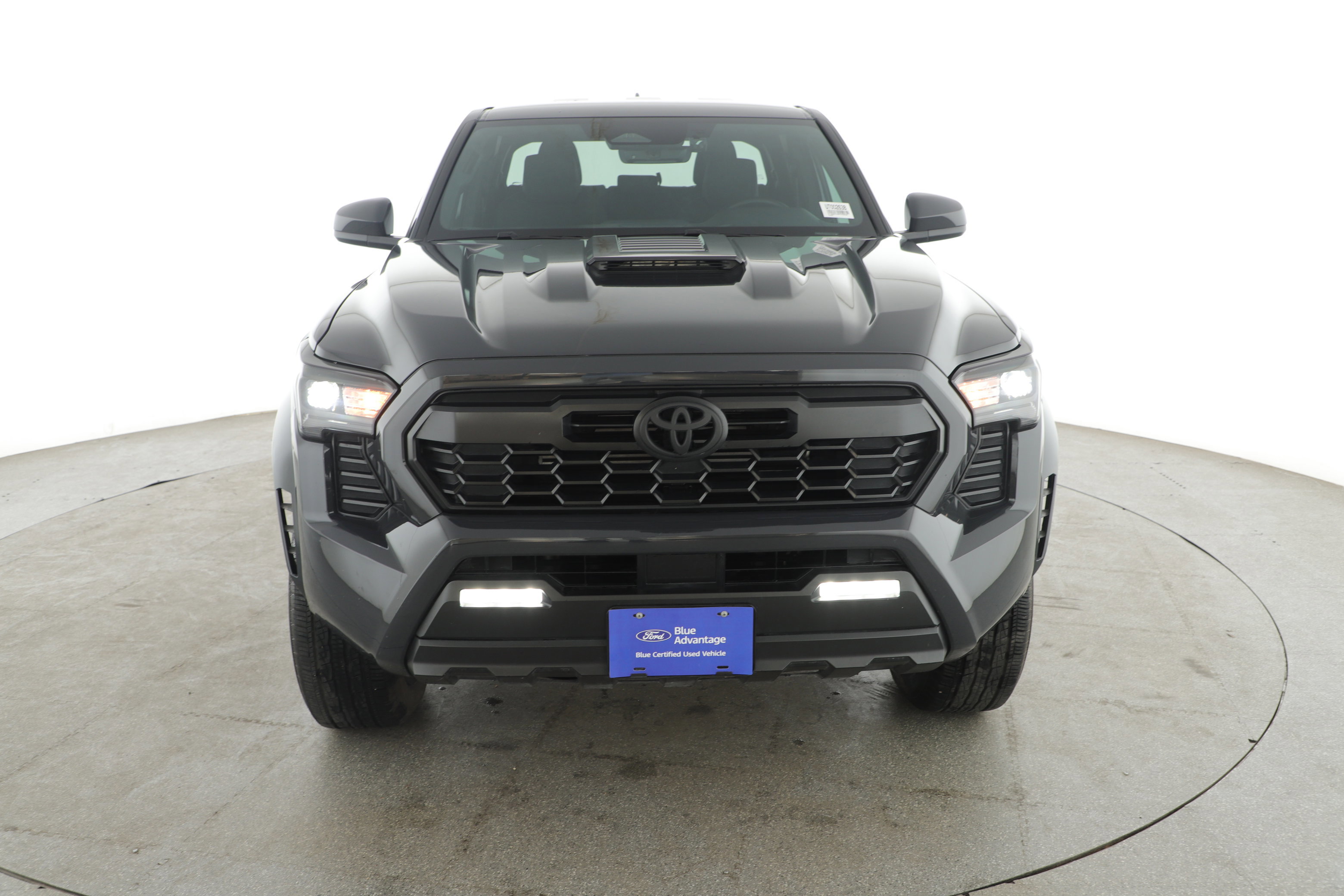 Used 2024 Toyota Tacoma TRD Sport image 4