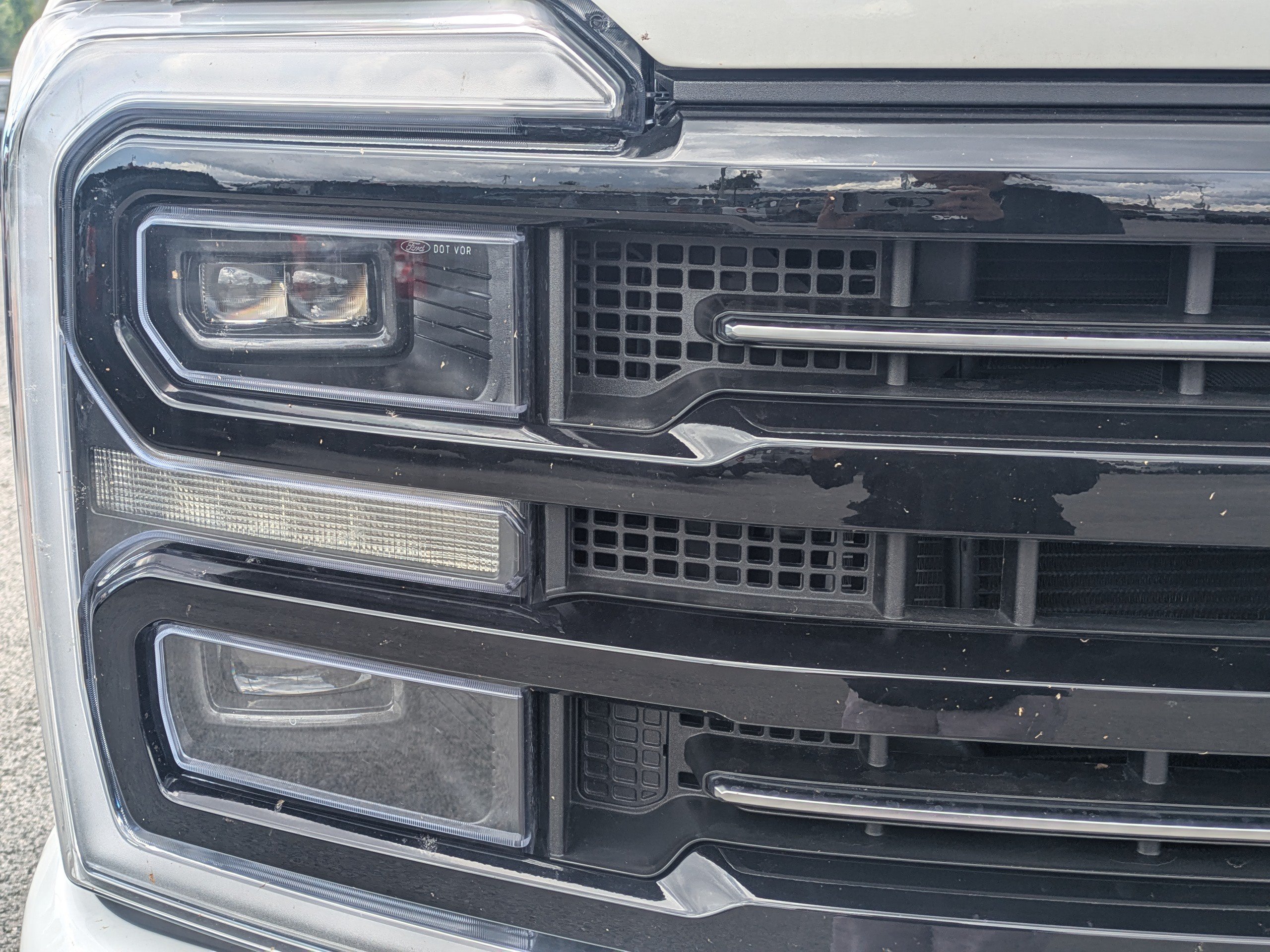 Certified 2025 Ford F350 Platinum w/ FX4 Off-Road Package AWD/4WD image 10