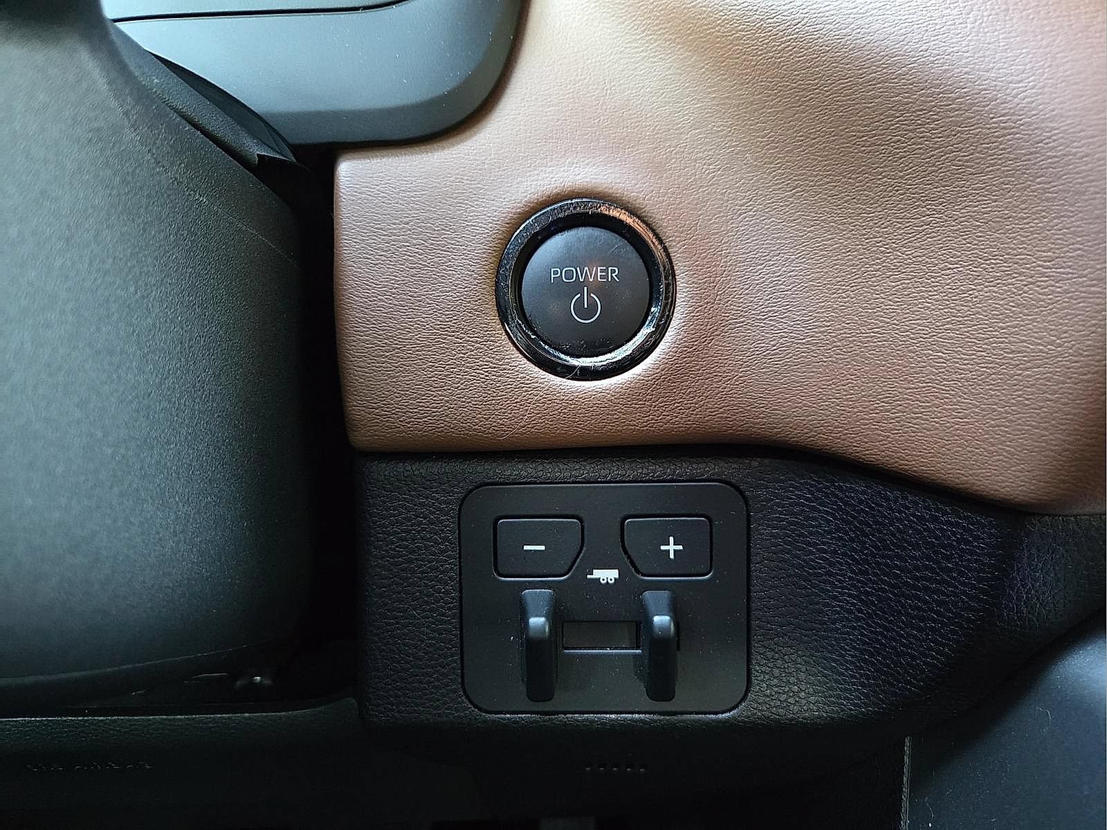 Used 2025 Toyota Sequoia 1794 Edition AWD/4WD image 19