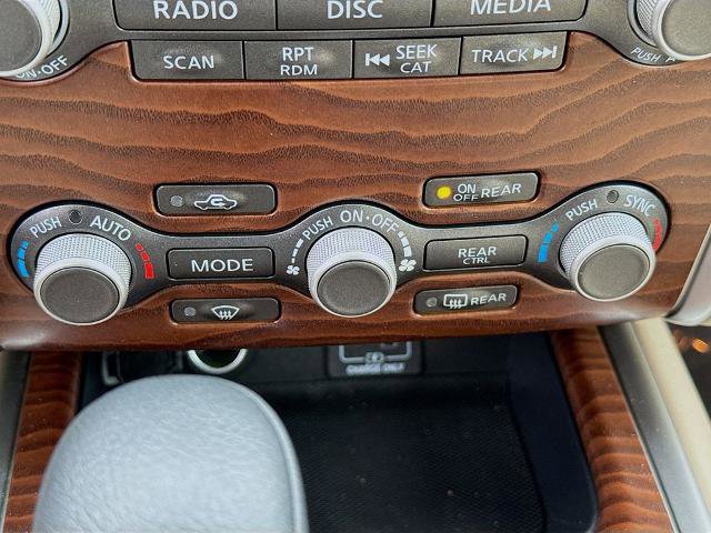Used 2020 Nissan Pathfinder Platinum AWD/4WD image 14