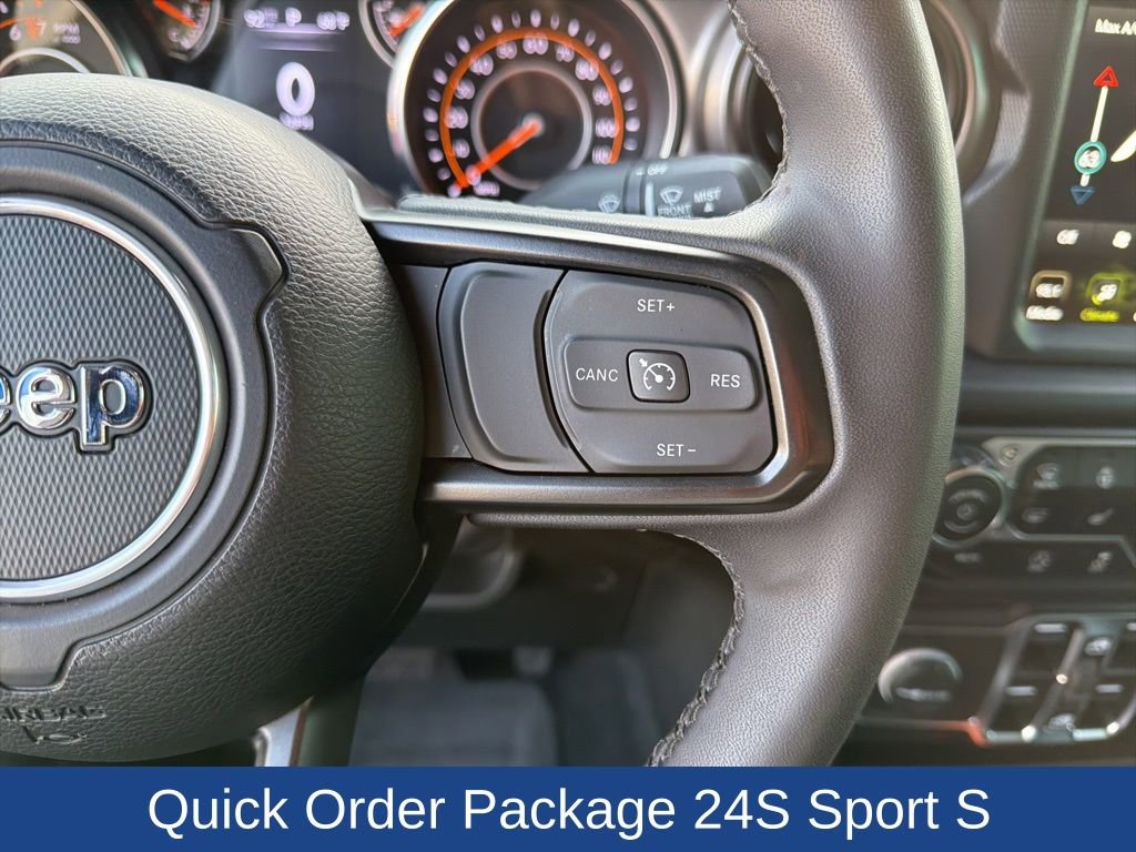 Used 2023 Jeep Gladiator Sport image 19