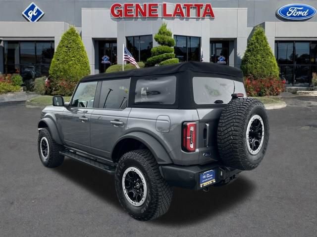 Certified 2021 Ford Bronco Outer Banks w/ Sasquatch Package AWD/4WD image 3