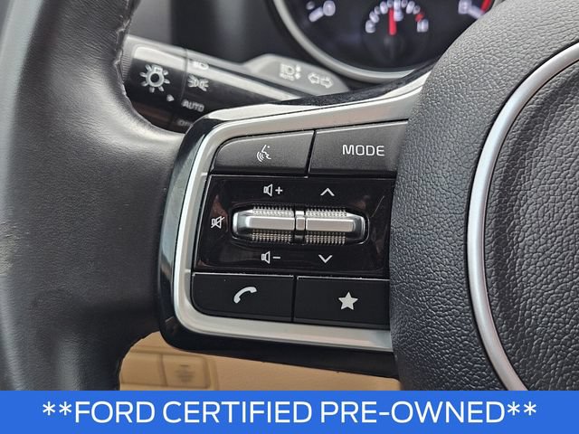 Used 2024 Kia Carnival LX FWD image 31