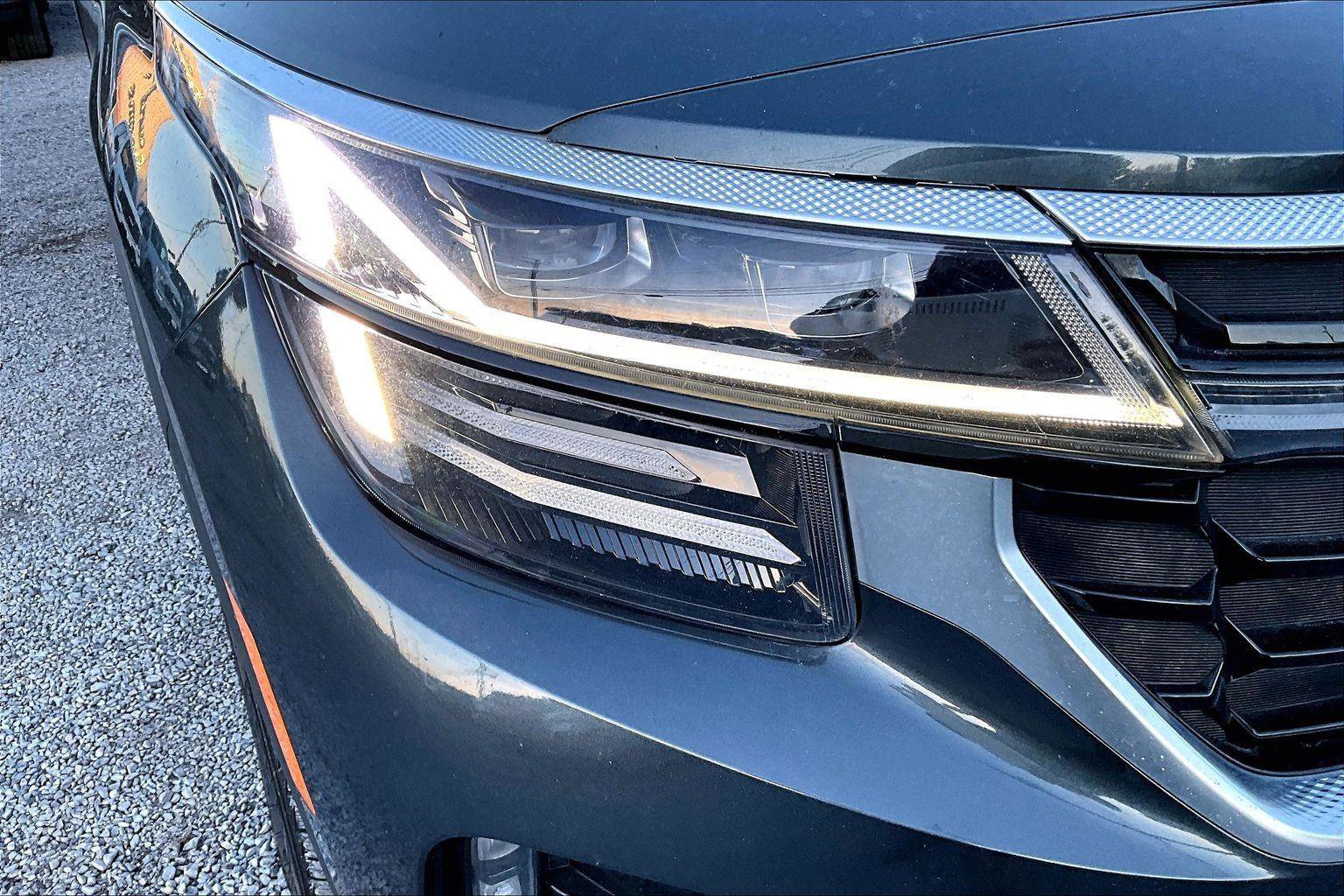 Used 2024 Kia Seltos SX w/ SX Sunroof Package image 28