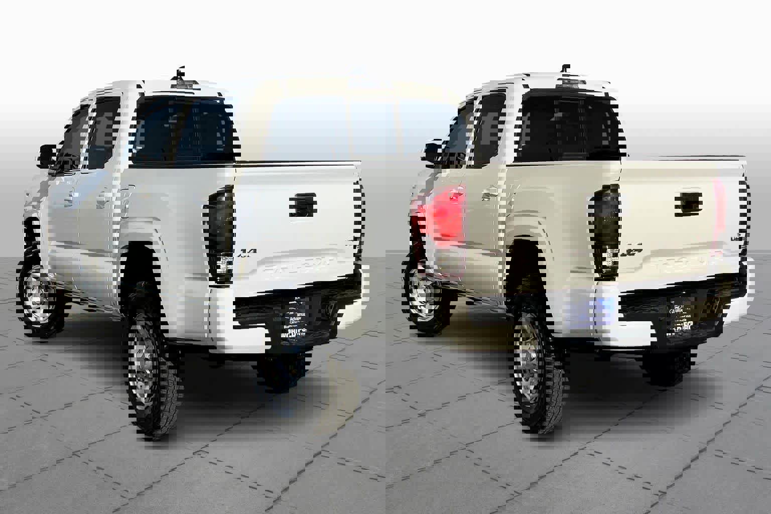 Used 2022 Toyota Tacoma SR image 4