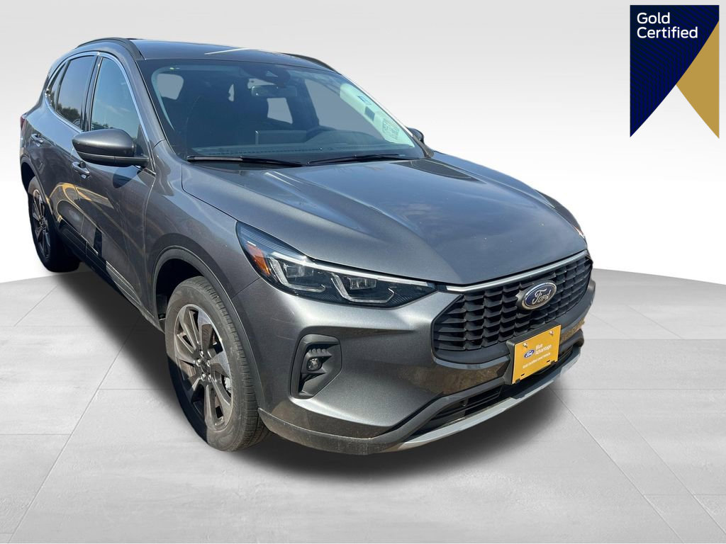 Certified 2025 Ford Escape Platinum image 1