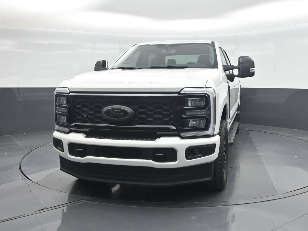 Certified 2025 Ford F250 Lariat w/ Black Appearance Package AWD/4WD image 5