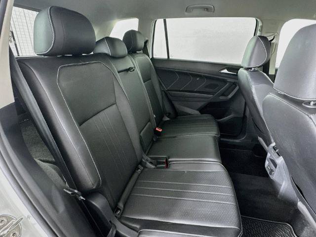 Used 2023 Volkswagen Tiguan SE AWD/4WD image 26