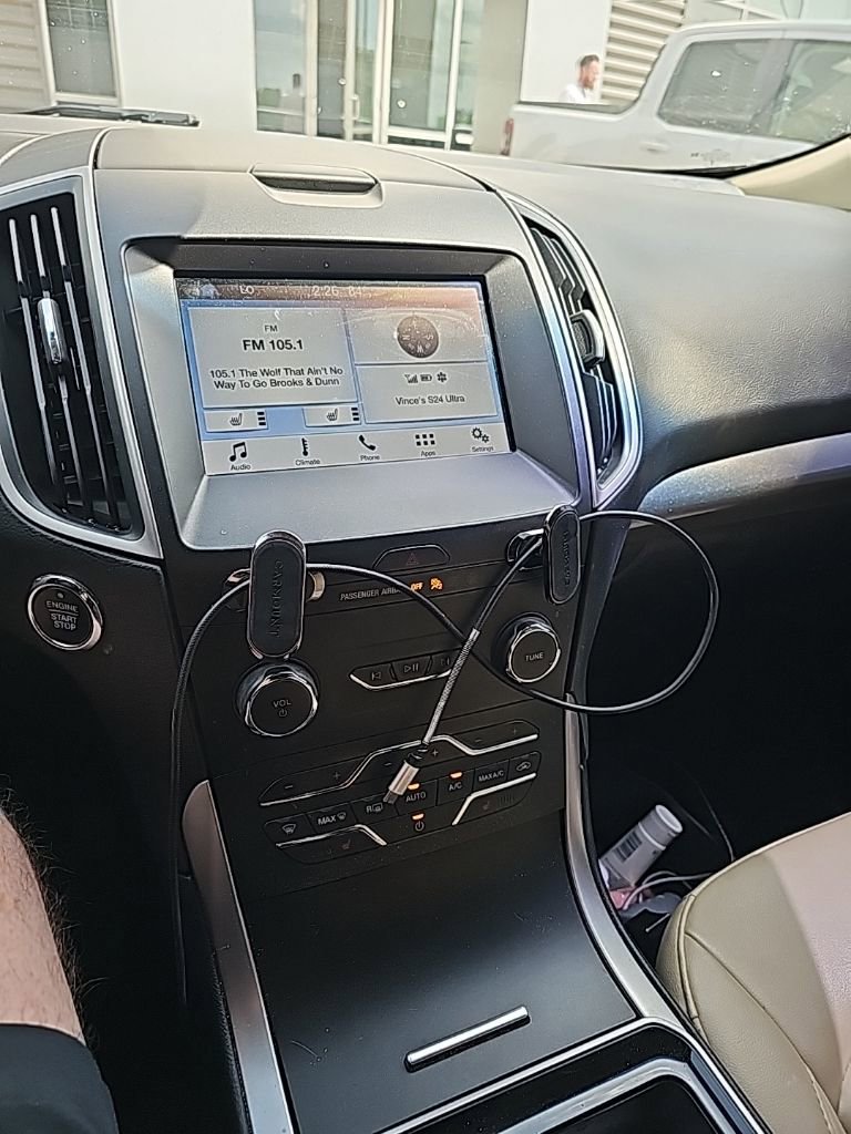 Certified 2019 Ford Edge SEL w/ Equipment Group 201A FWD image 2