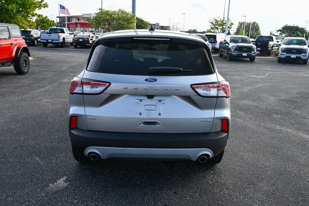 Certified 2022 Ford Escape SE image 7
