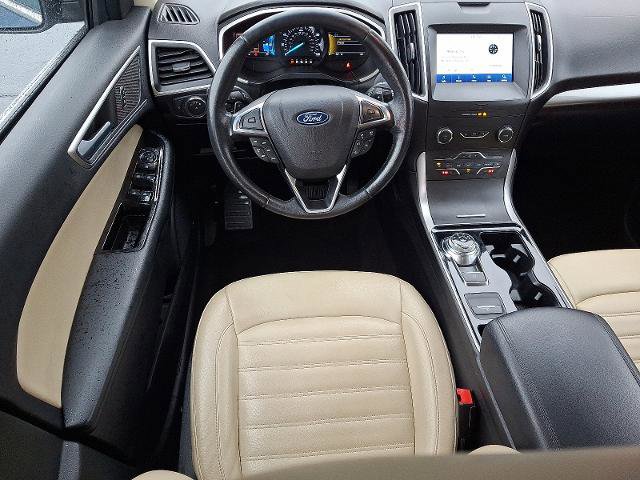 Certified 2020 Ford Edge SEL w/ Cold Weather Package image 12