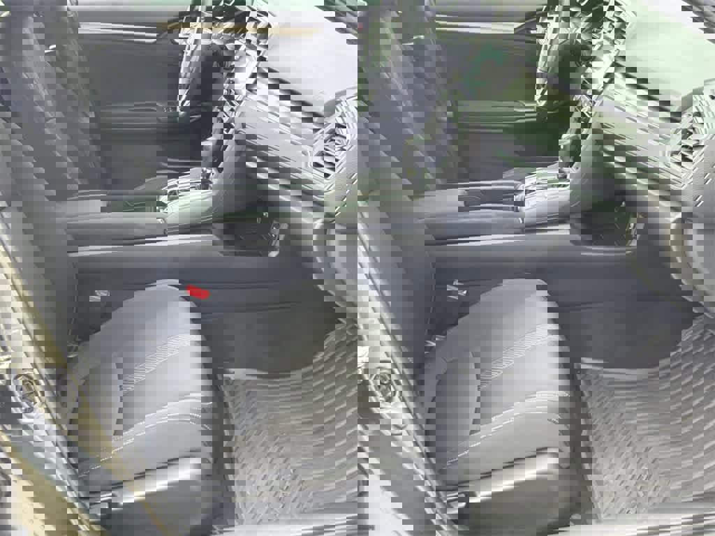 Used 2019 Honda Civic EX image 12