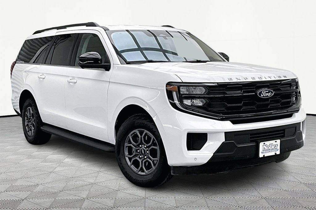 Certified 2025 Ford Expedition Max Active image 5