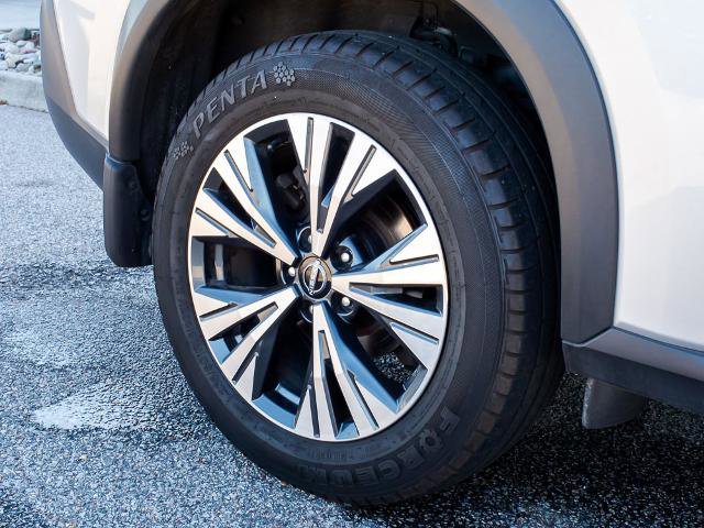 Used 2022 Nissan Rogue SV w/ SV Premium Package image 7