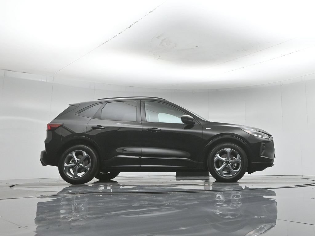 Certified 2023 Ford Escape ST-Line w/ Tech Pack #1 FWD image 49
