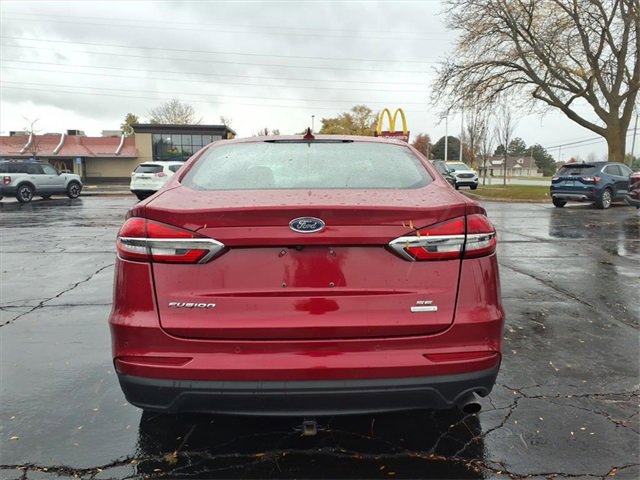 Certified 2020 Ford Fusion SE image 7