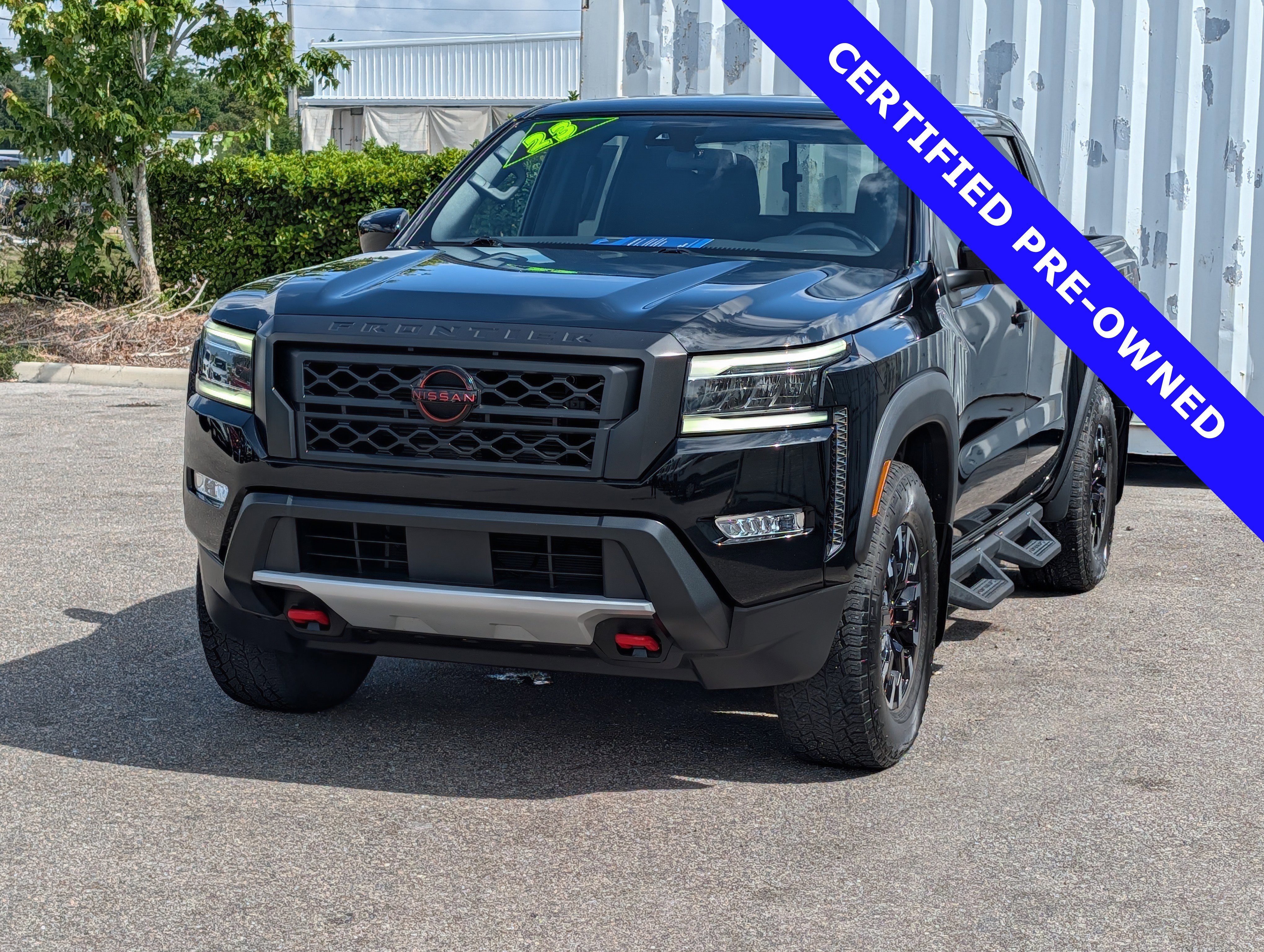 Used 2023 Nissan Frontier Pro-X w/ Tow Package RWD image 7