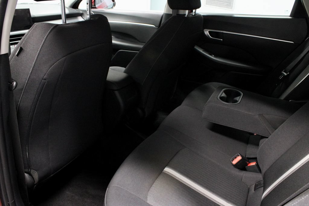 Used 2024 Hyundai Sonata SEL FWD image 16