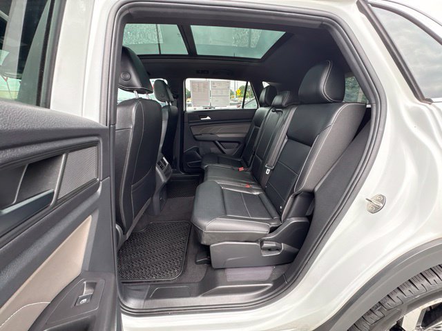 Used 2022 Volkswagen Atlas Cross Sport SEL AWD/4WD image 24