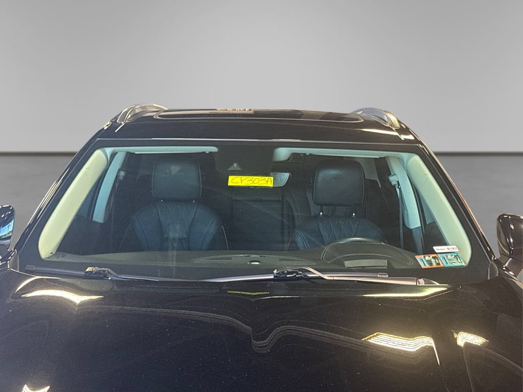 Used 2022 Buick Envision Avenir w/ Technology Package II AWD/4WD image 17