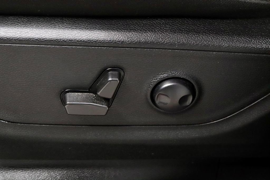 Used 2022 RAM 1500 Big Horn image 25