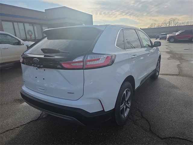 Certified 2024 Ford Edge SEL w/ Convenience Package image 7
