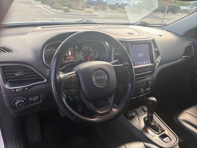 Used 2021 Jeep Cherokee Trailhawk w/ Trailer Tow Group AWD/4WD image 9