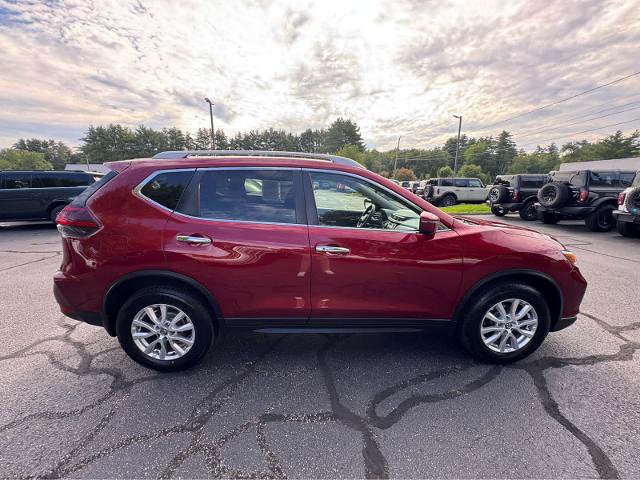Used 2019 Nissan Rogue SV AWD/4WD image 7
