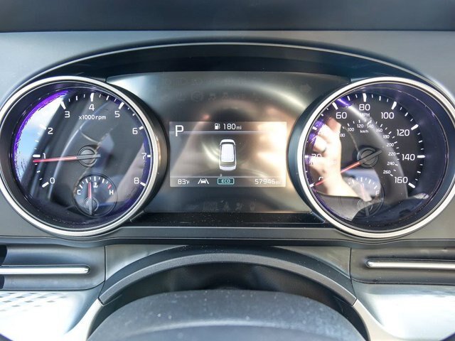 Used 2023 Kia Carnival LX FWD image 19