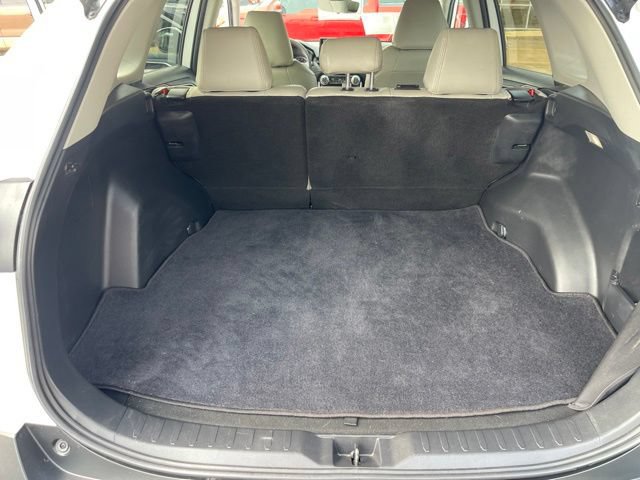 Used 2022 Toyota RAV4 XLE AWD/4WD image 31