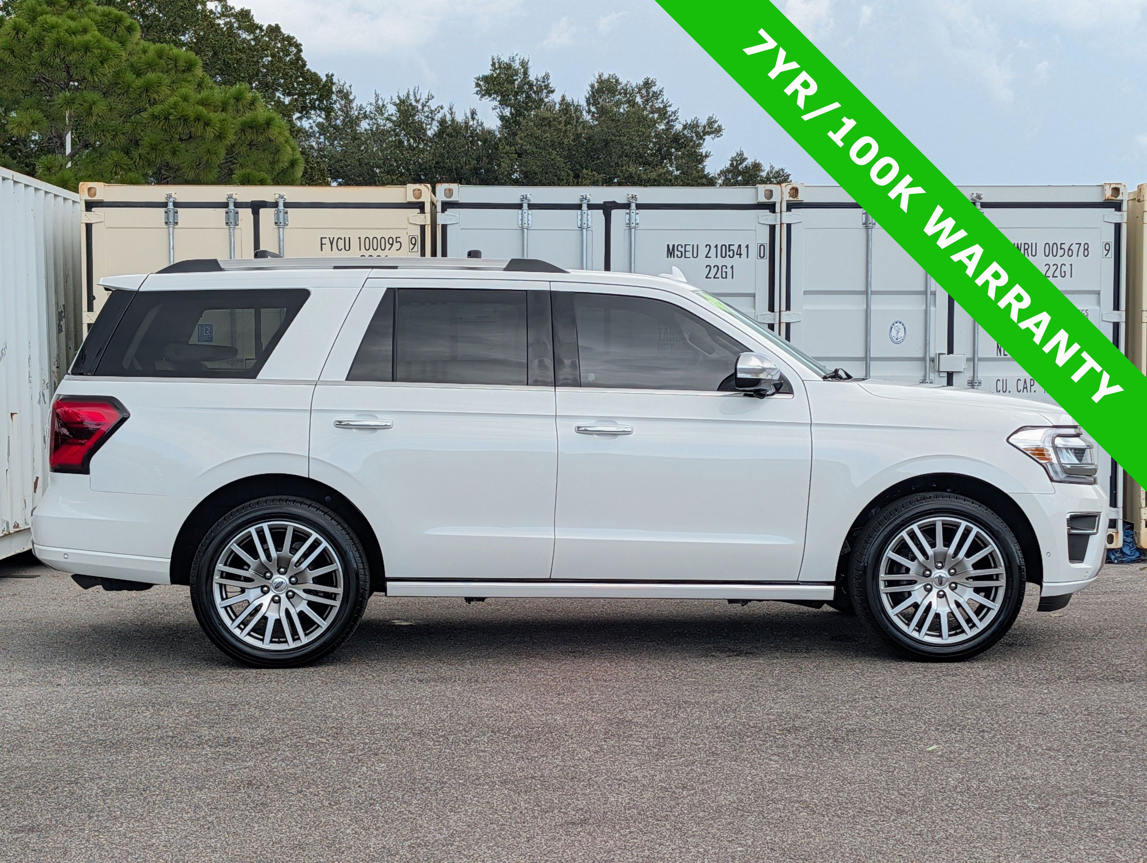 Certified 2024 Ford Expedition Platinum AWD/4WD image 4