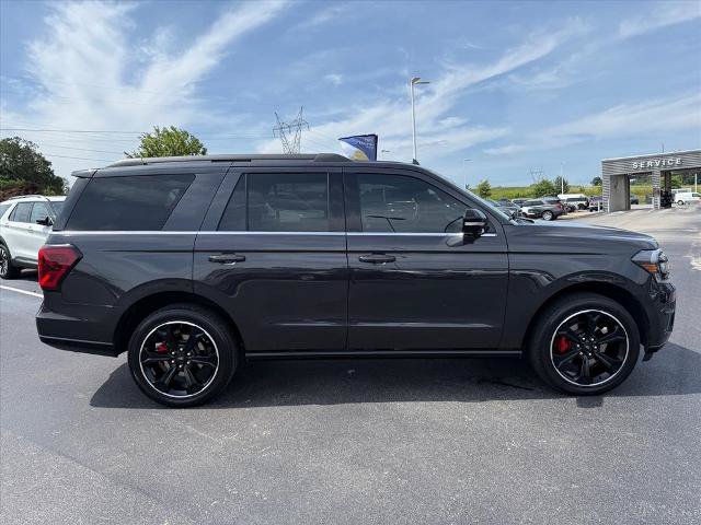 Certified 2024 Ford Expedition Limited AWD/4WD image 8